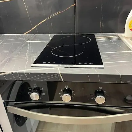 Spacious Ish-blloku Area Appartamento Tirana